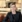Professionelt portræt i moderne hotellobby