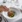 Elegant ret anrettes med sauce på hvid tallerken